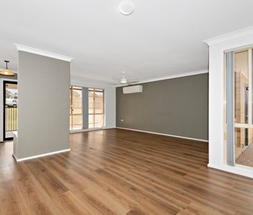 129 Denton Park Drive, Aberglasslyn NSW 2320 - House For Rent | Domain - Photo 5