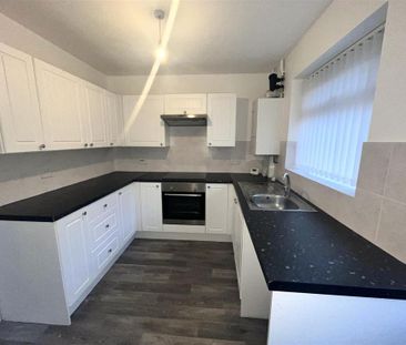 2 bedroom detached bungalow to rent - Photo 6