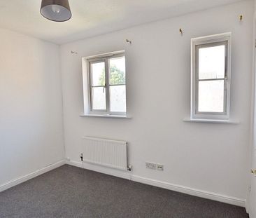 Sedley Close, Enfield, , EN1 4LQ - Photo 2