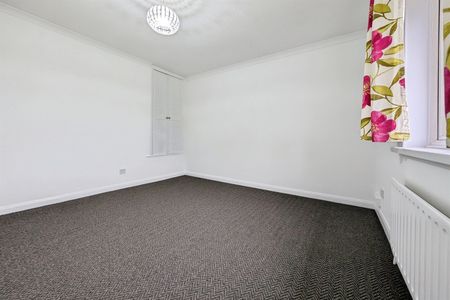 Torridge Gardens, SO18 - Photo 4