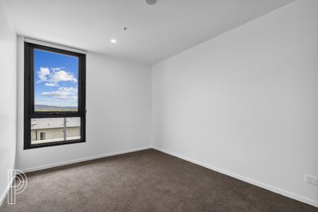 Two-Bedroom at Emporium - Photo 4