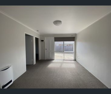 3/253 Church Street, Herne Hill, Vic 3218 - Photo 3