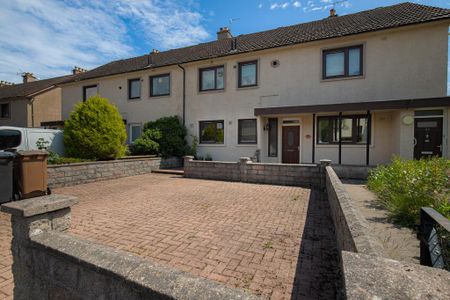 3 bedroom apartment to rent - Photo 4