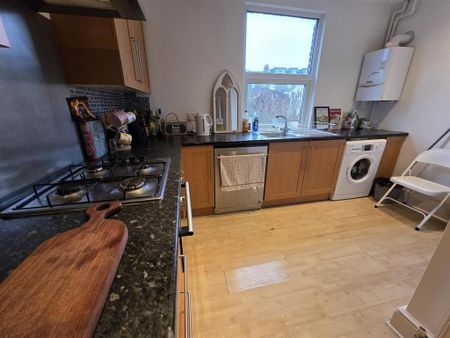 1 bedroom flat to rent - Photo 4