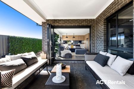7 Yerradhang Street, Ngunnawal ACT 2913 - House For Rent | Domain - Photo 3