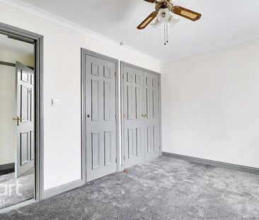 2 bedroom bungalow to rent - Photo 2