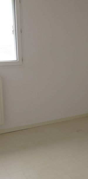 Location Appartement T2, POITIERS, Breuil-Mingot-Saint-Eloi - Photo 2