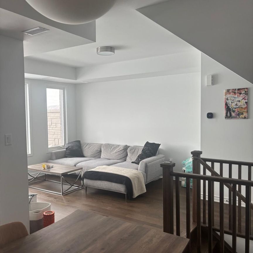 For Lease - 5219 Bench Row, Mississauga, Ontario - Photo 1