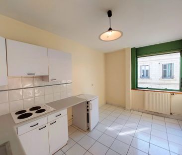 Location Appartement 2 pièces 52m² TOURS 37000 - Photo 2