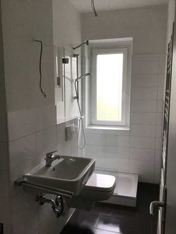 WG taugliche sanierte 3-Zi.-Wohnung sucht kurzfristigen Nachmieter! - Photo 3