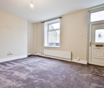 2 bedroom house to rent - Photo 2