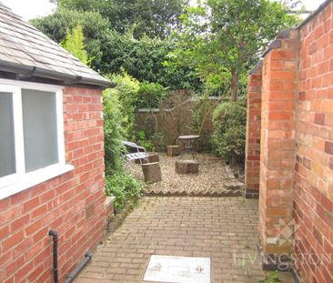 4 bedroom terraced house to rent - Photo 4