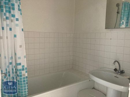 Location Appartement 1 pièce 30m² ST ETIENNE 42000 - Photo 5