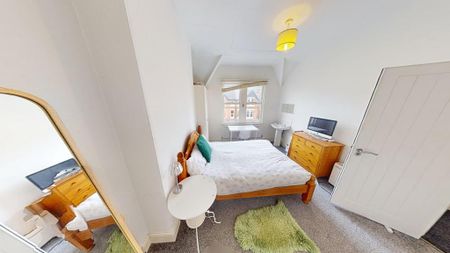 5 bedroom terraced house to rent - Photo 3