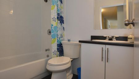 5 & 35 Harlington Crescent - Photo 5