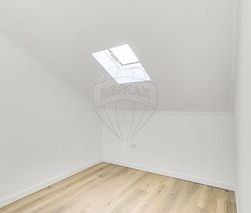 Apartment 3 bedrooms Renovated Santa Catarina Lisboa for rent - kit... - Photo 1