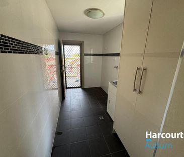 LARGE 4 BEDROOM HOUSE FOR LEASE - Photo 6