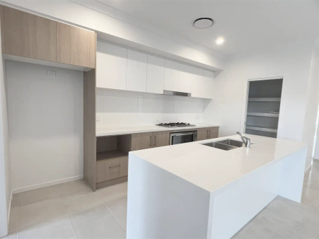 “Modern Family Living in The Gables - Bright, Spacious & Brand New” - Photo 5