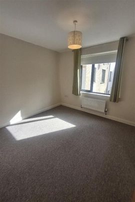 36 The Skye Buildings, Drumadoon Square, Dundonald, Belfast, BT16 2QN - Photo 1