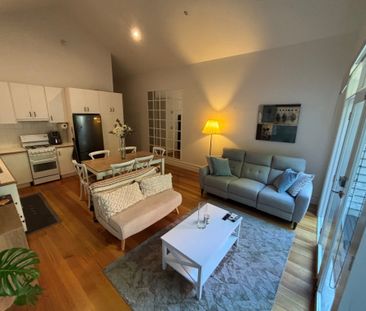 South Melbourne - Photo 2