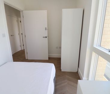 Room in a Shared House, Lebrun Square, SE3 - Photo 5