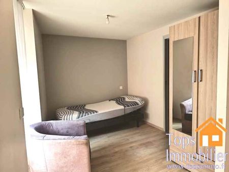 Location Appartement 2 pièces 32m² VILLEFRANCHE DE ROUERGUE 12200 - Photo 3