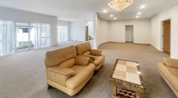 Remuera, 5bedroom Executive home - Photo 1