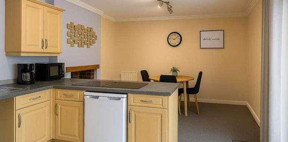 Cherry Tree Drive, Sedgefield, TS21 - Photo 2