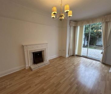 3 Kinnegar Road, Holywood, BT18 9JN - Photo 1
