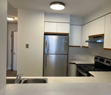 2177 Burnhamthorpe Road W #701 - Photo 4