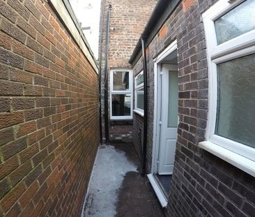 2 Bed Terraced House, Stonehill Street, L4 - Photo 6