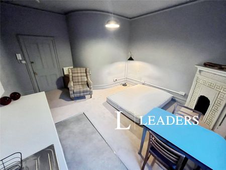 house to rent The Drive, Hove, East Sussex, BN3 - Photo 3