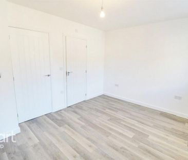 2 bedroom end of terrace house to rent - Photo 6