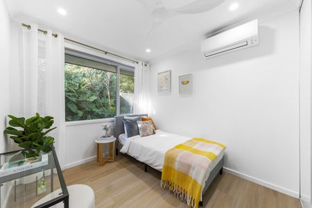 5 Duneba Place, Frenchs Forest NSW 2086 - House For Rent | Domain - Photo 4