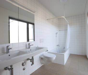Grosszügige helle 3.5 Zimmer-Wohnung mit grosser Terrasse - Foto 6