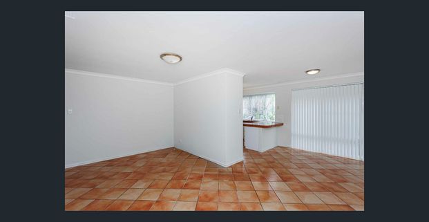 Seaside Comfort in Ocean Reef – Spacious Family Home! - Photo 1