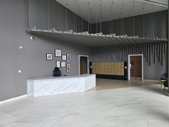 Bollo Lane, LONDON - Photo 1