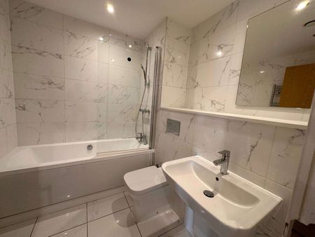 Furnished Two Bedroom Two bathroom Apartment in the Popular Arden Gate Development. Parking included! - Photo 4