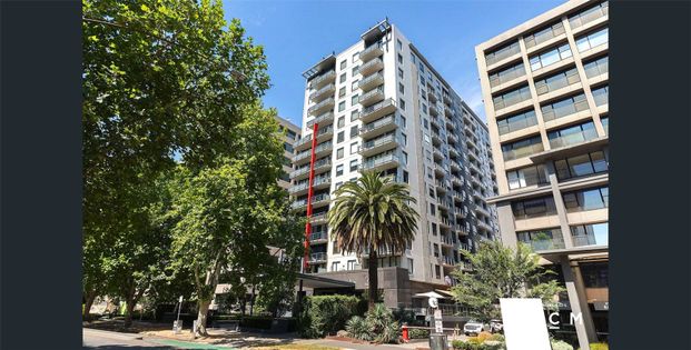 215/610 St Kilda Road - Photo 1