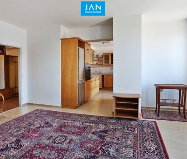 Apartment for rent, 3+kk - 2 bedrooms, 87m - Photo 2