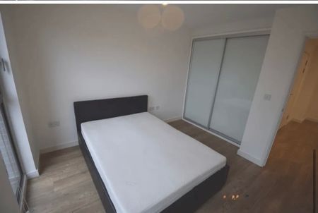 1 Bed Flat, Elmira St, SE13 - Photo 2