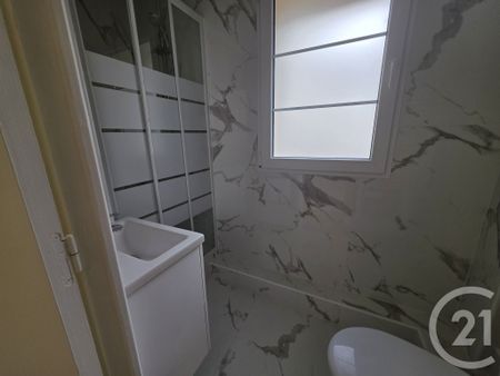 Location Appartement 1 pièce 27m² BRIE COMTE ROBERT 77170 - Photo 4