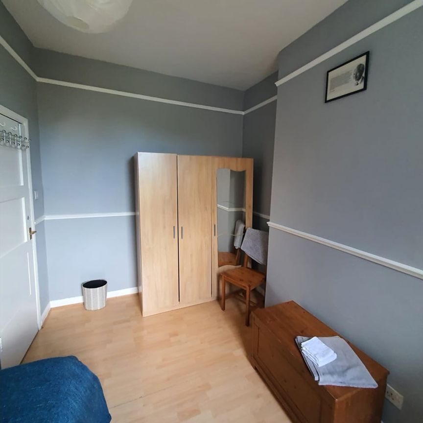 Room in a Shared House, Ashmead Road, SE8 - Photo 1