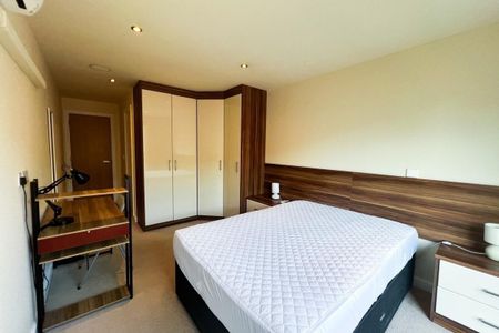 Dock Street - Photo 4