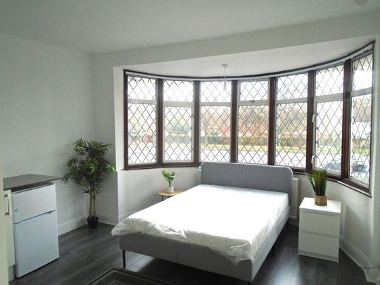 House share to rent - Photo 1