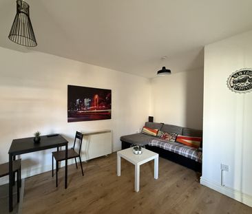 1 Bed Flat, I Bed Furnished, LE2 - Photo 3