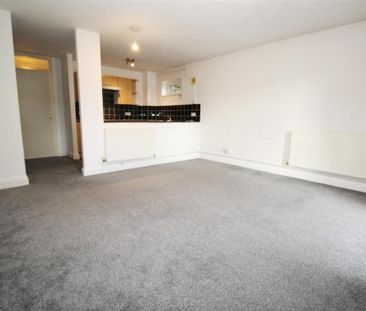 Ground floor flat to rent - Photo 3
