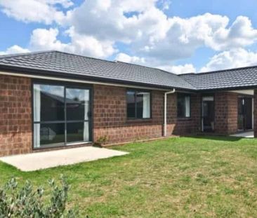 Well presented family home in Huntington - Photo 1