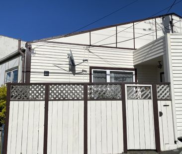 COST EFFECTIVE LIVING AVAILABLE - RENT INCLUDES POWER/INTERNET - Photo 6
