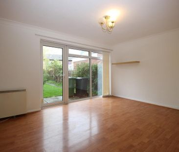 2 bedroom maisonette to rent - Photo 1
